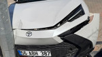 Siirt'te otomobil aydınlatma direğine çarptı