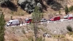 Şarampole yuvarlanan otomobilin sürücüsü yaralandı
