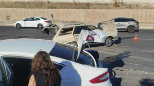 Şanlıurfa’da 4 aracın karıştığı zincirleme kazada 1 kişi yaralandı