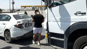 Siirt'te maddi hasarlı kaza