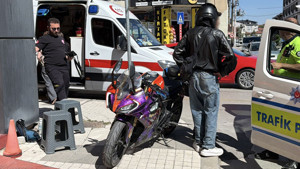 Bolu'da otomobil ile motosiklet çarpıştı: 2 hafif yaralı