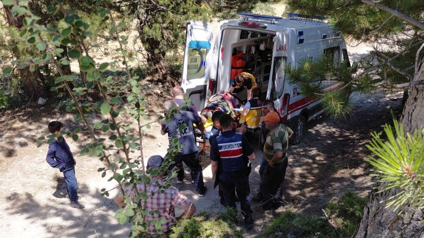 Bolu’da traktörden düşen 2 kişi yaralandı