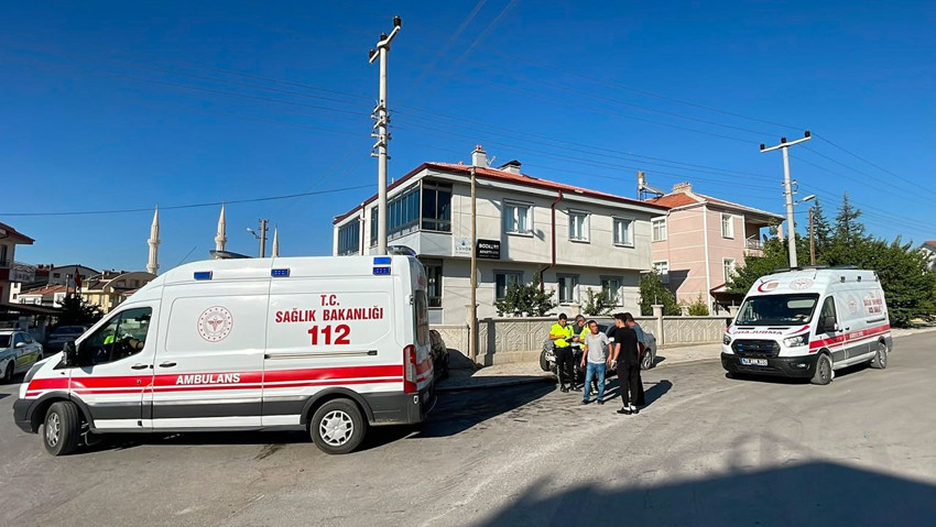 Karaman’da iki otomobil çarpıştı: 5 yaralı