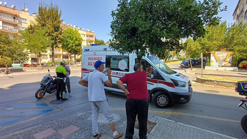 İki motosiklet kafa kafaya çarpıştı: 2 yaralı