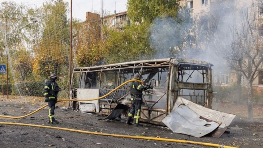 Ukrayna: Rusya'nın yolcu otobüsüne saldırısında 30 kişi öldü